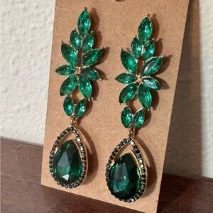 Emerald Green Teardrop Earrings